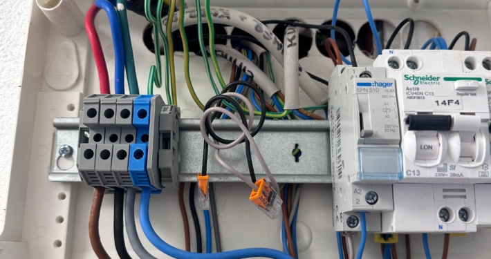 WhatsApp Image 2025-09-21 at 21.45.43 (1)