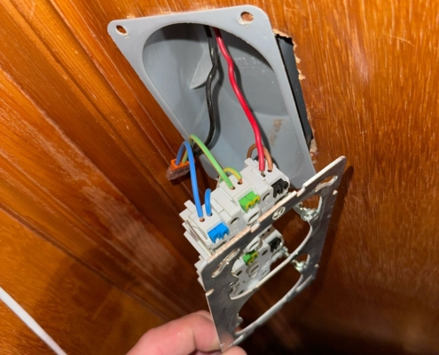 WhatsApp Image 2025-09-21 at 21.45.44 (2)